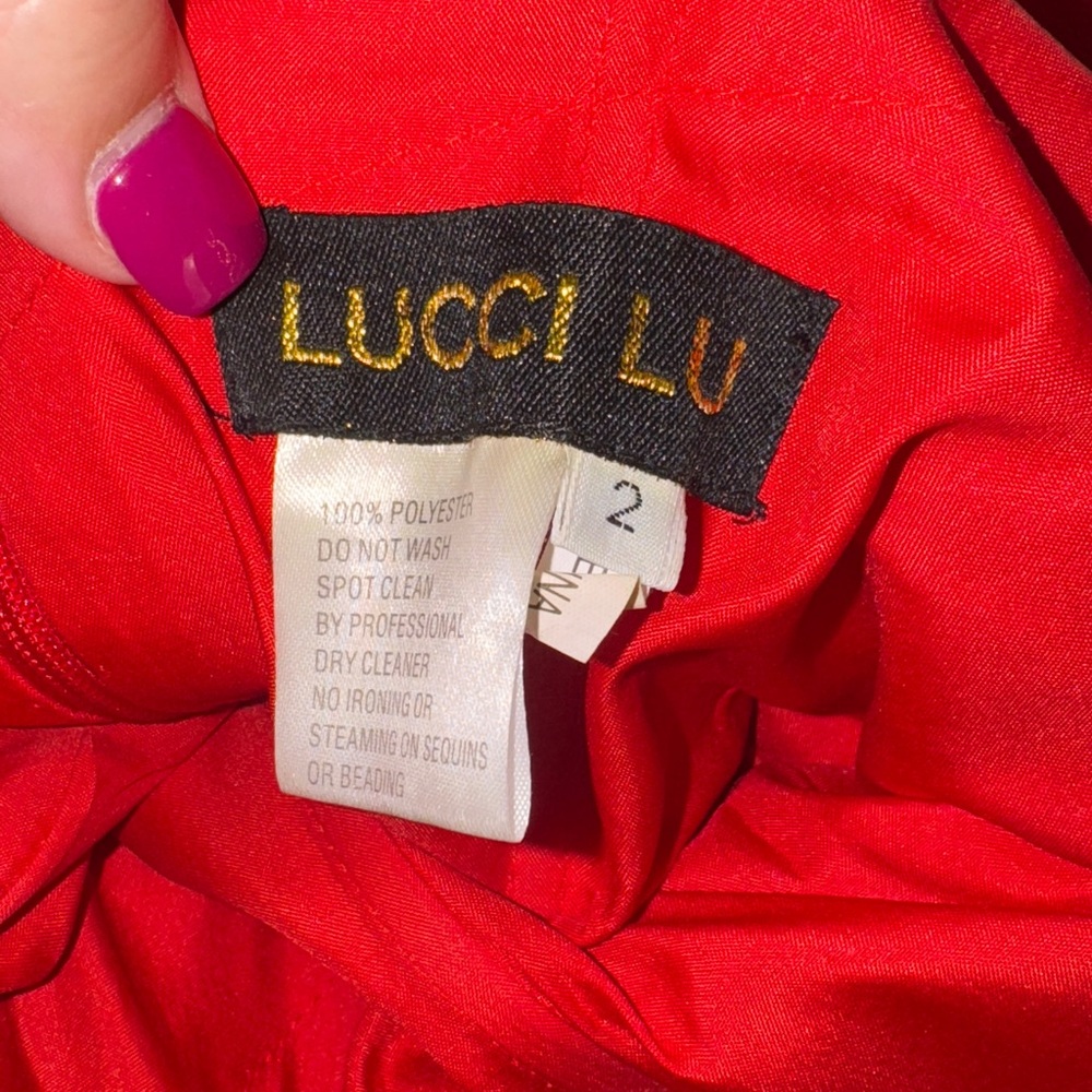 *LUCCI LU RED DRESS SIZE 2 - Picture 17 of 17